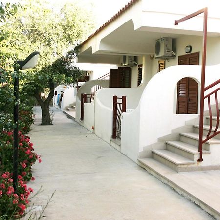 Residence Adriatico มัตตีนาตา ภายนอก รูปภาพ