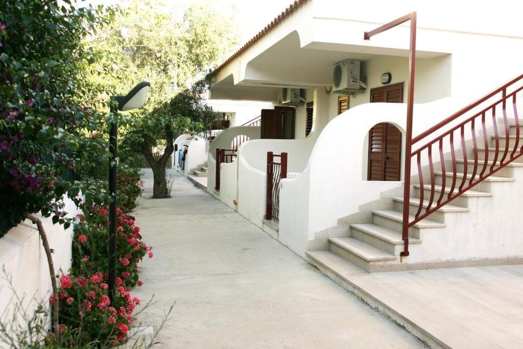Residence Adriatico มัตตีนาตา ภายนอก รูปภาพ
